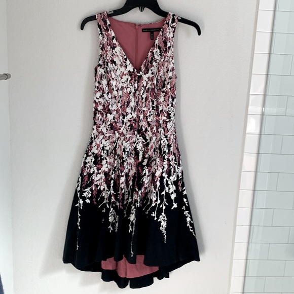 White House Black Market Dress - Picture 3 of 5